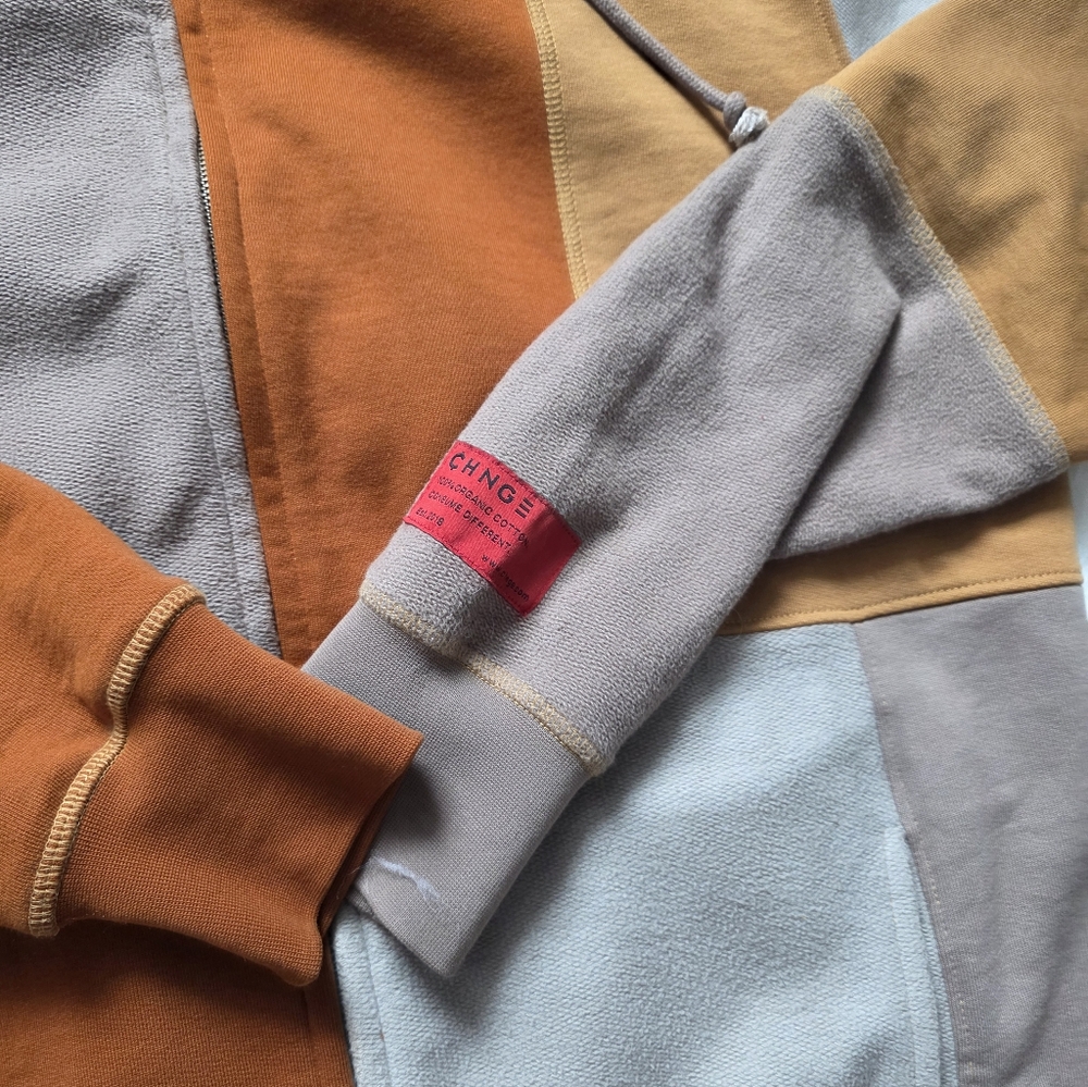 CHNGE Chic Men's Multicolor Patchwork Zip-Up Swea… - image 3